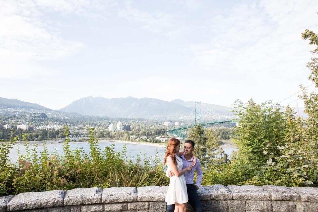 Vancouver wedding photographer Stanley park engagement session