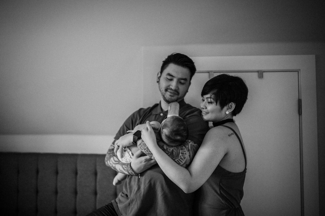 Vancouver newborn photographer family session