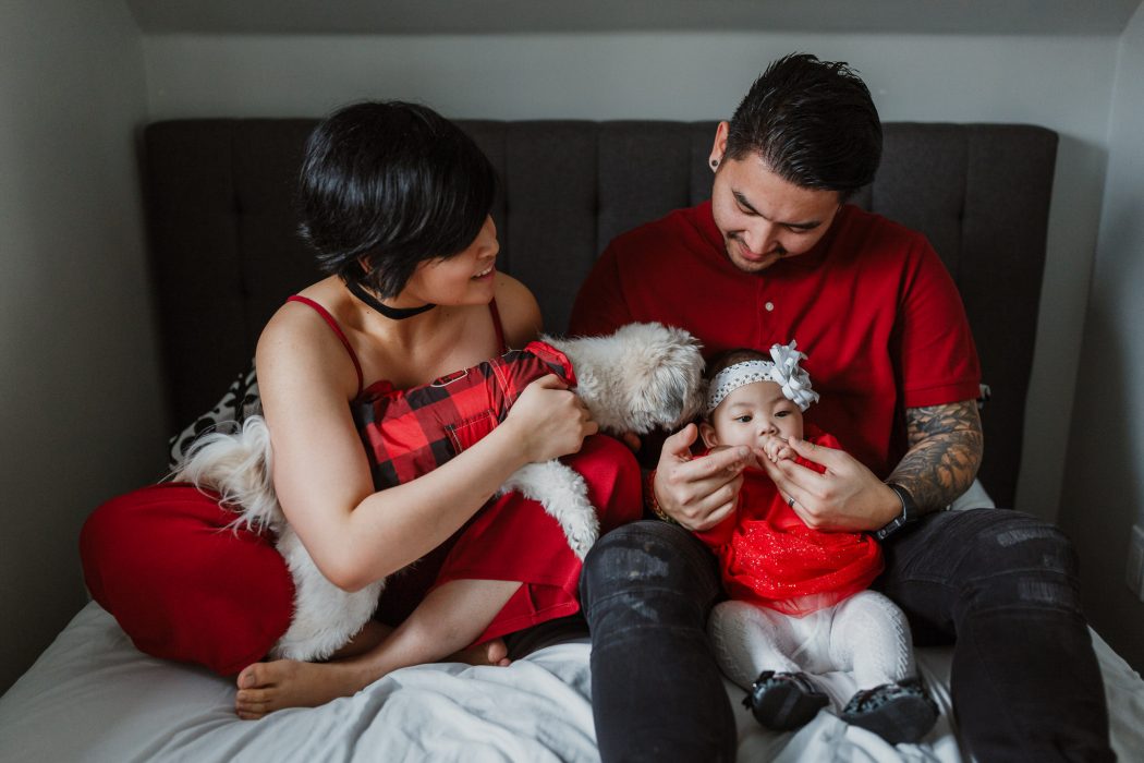 Vancouver newborn photographer family session