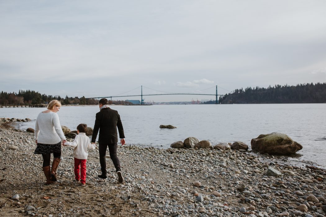 Vancouver photographer family session west vancouver