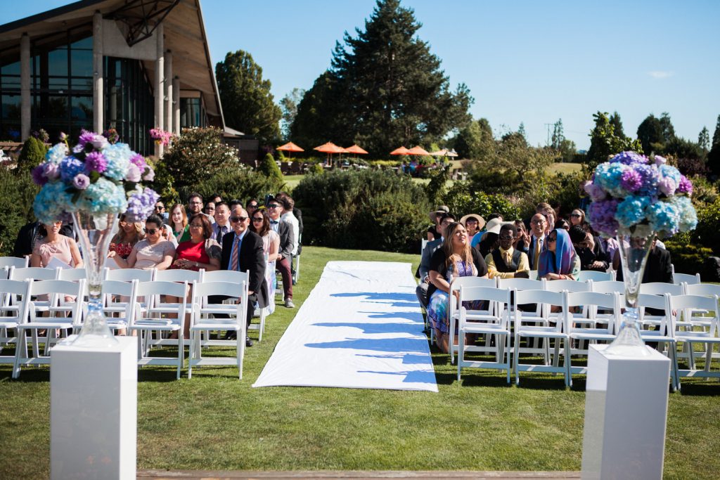 Vancouver wedding photographer Mayfair Lakes Golf and Country Club