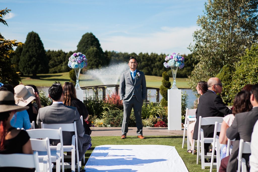 Vancouver wedding photographer Mayfair Lakes Golf and Country Club