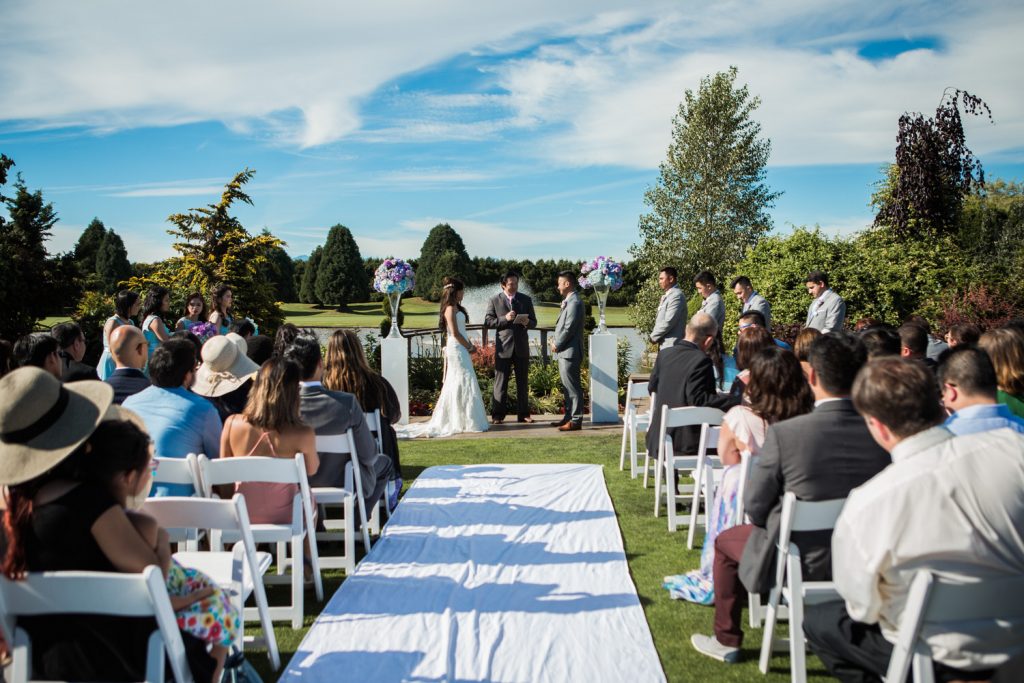 Vancouver wedding photographer Mayfair Lakes Golf and Country Club