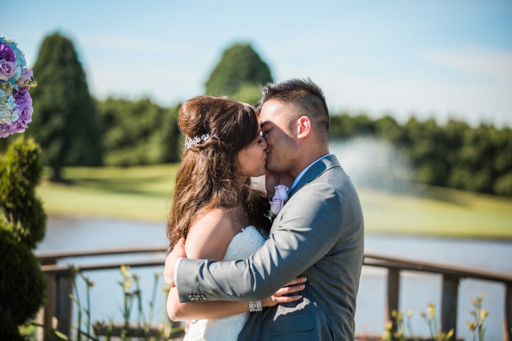 Vancouver wedding photographer Mayfair Lakes Golf and Country Club